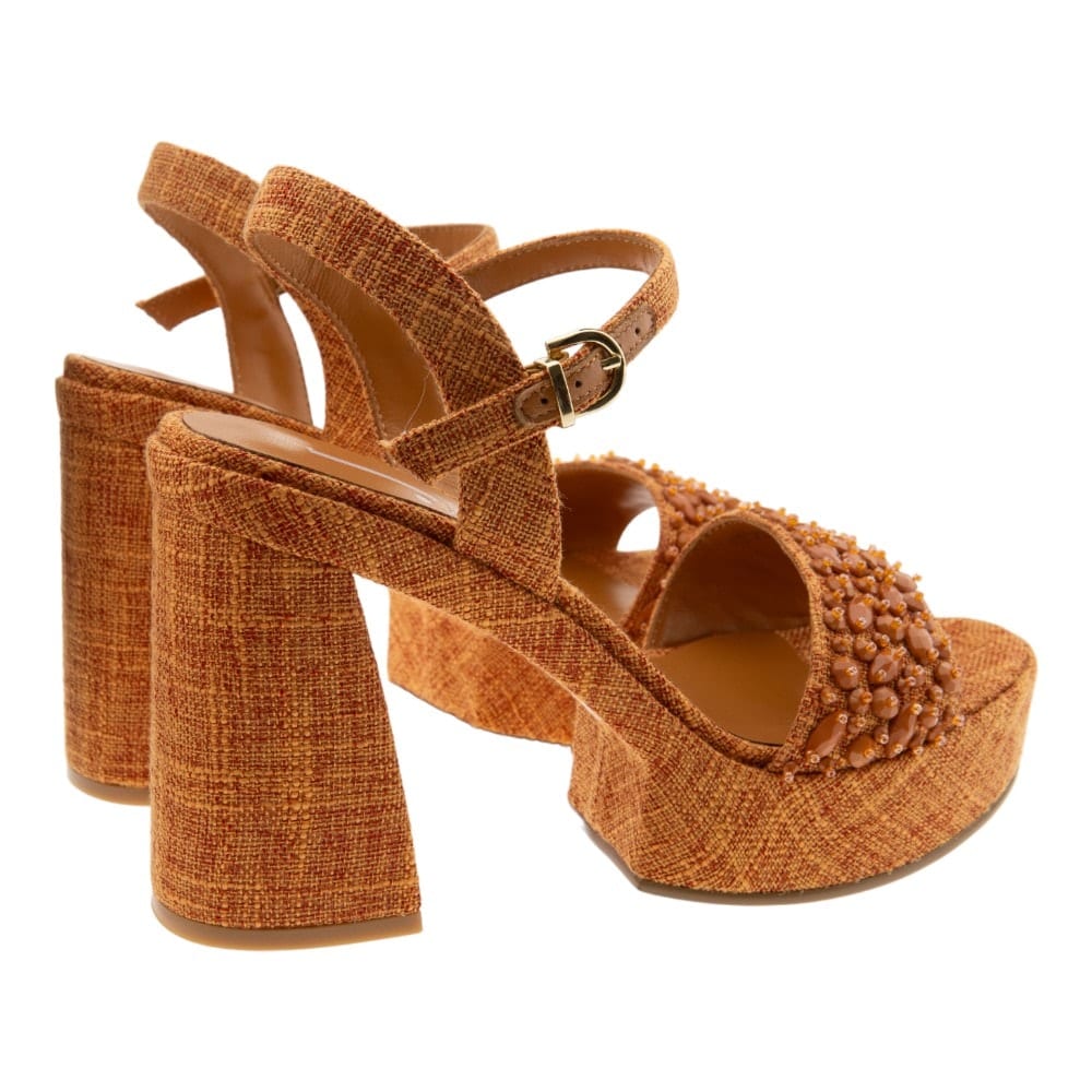 Sandalias Jeannot Texturizadas | Artesanía Elegante en Cada Paso | Gallery Carrile foto 4