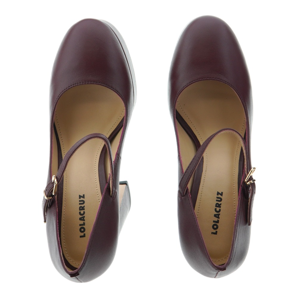 Zapato piel burdeos tacon y plataforma hebilla Lola Cruz Salen foto 2