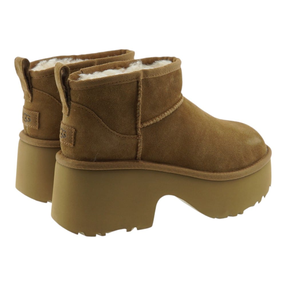 Botas Mujer UGG Classic Platform Ankle Marrón - Altura y Confort foto 4