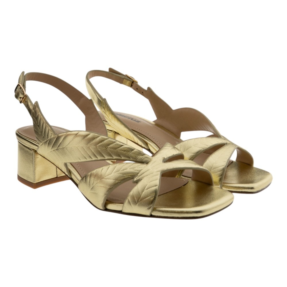 Sandalia Tacón Bajo Dorada Mujer Lola Cruz Willow Heel 45