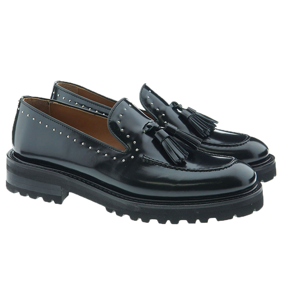 Mocasines mujer piel borlas y tachas Calce X1497
